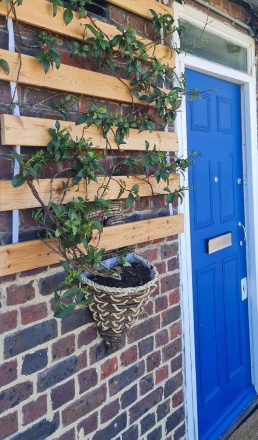 Stylish & Cozy 2-Bedroom Flat In Hoxton & Shoreditch Londres Extérieur photo